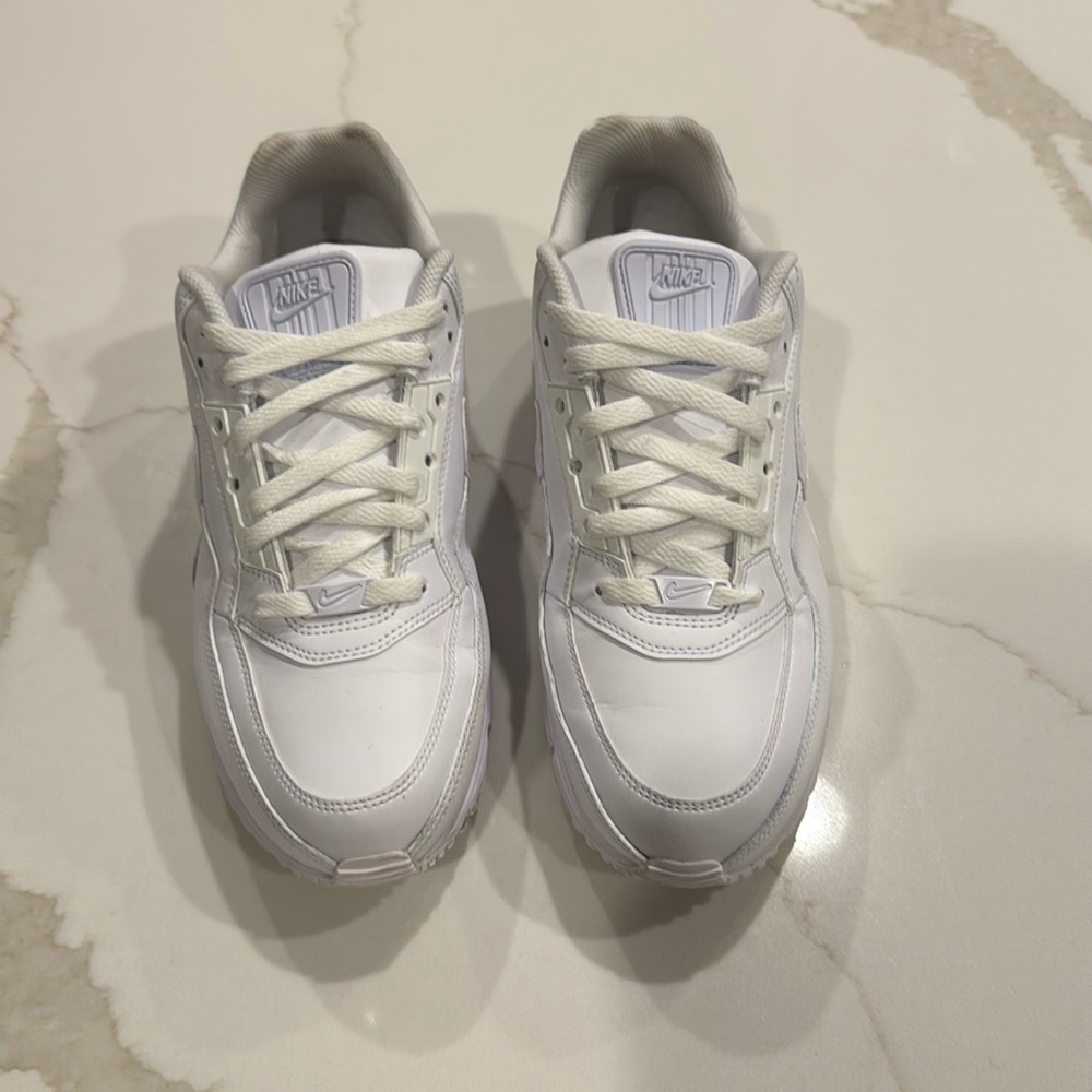 Nike Air Max.